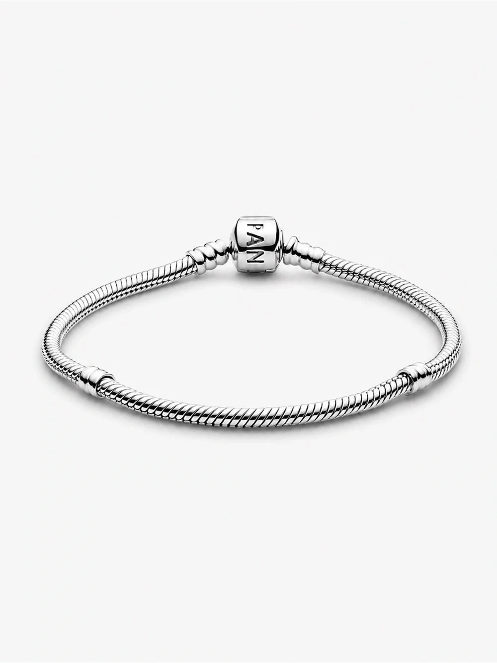 ✨ Pandora Moments Barrel Clasp Snake Chain Bracelet✨